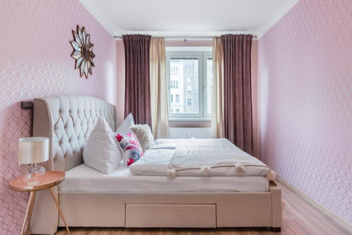 Pastel Art Deco 3BDR Ruterra Apt Prag Exterior foto